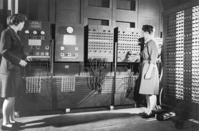  More details Programmers Betty Jean Jennings (left) and Fran Bilas (right) operating ENIAC's main control panel at the Moore School of Electrical Engineering, c. 1945 (U.S. Army photo from the archives of the ARL Technical Library)
