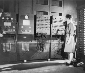  More details Programmers Betty Jean Jennings (left) and Fran Bilas (right) operating ENIAC's main control panel at the Moore School of Electrical Engineering, c. 1945 (U.S. Army photo from the archives of the ARL Technical Library)